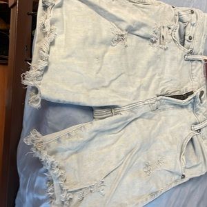 Almost white Jean shorts